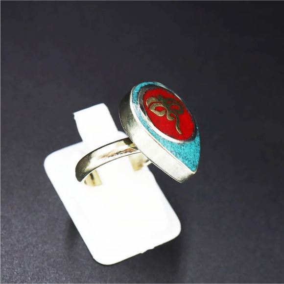 Tibetan turquoise and red coral adjustable rings - Picture 5 of 10